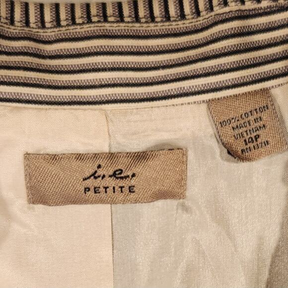 I.E. Petite Black & Lavender Pinstripe Blazer Size 14P - Picture 6 of 7